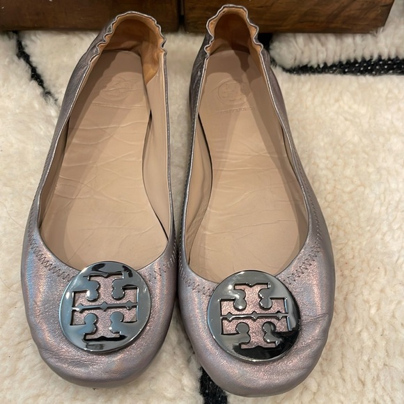 Tory Burch Shoes - Tory Burch MINNIE TRAVEL BALLET 
Size 9.5